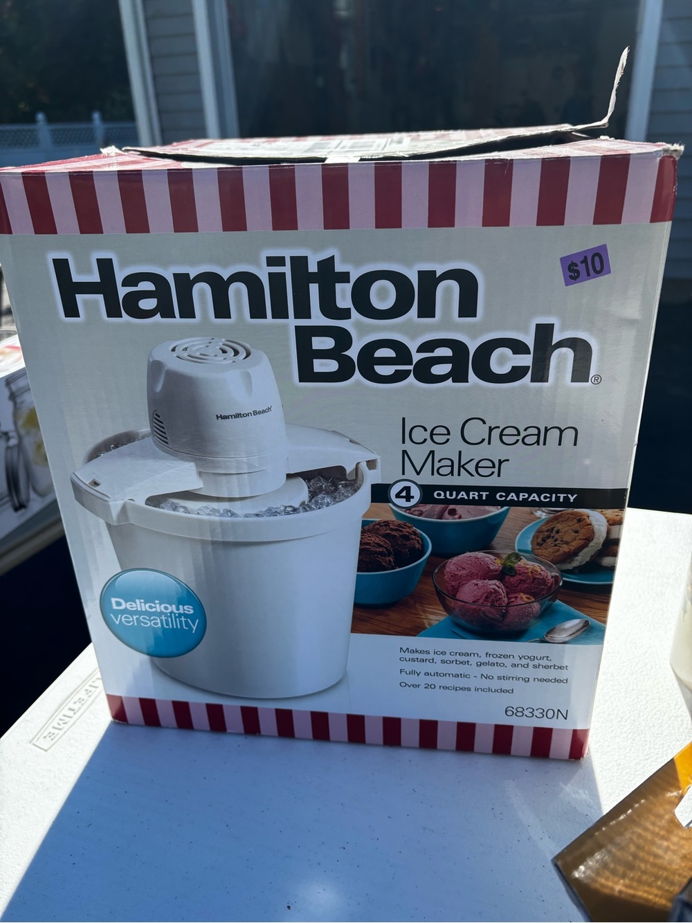 Hamilton Beach White 4-Quart Ice Cream Maker - Automatic